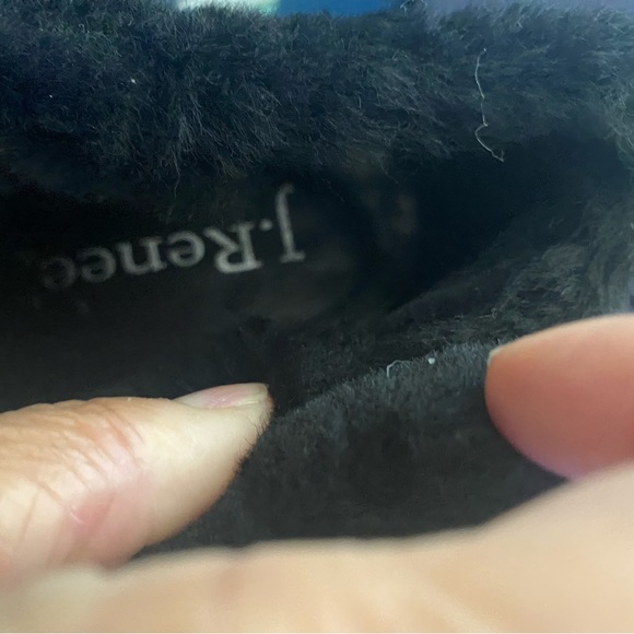 JRenee - Picture 3 of 8